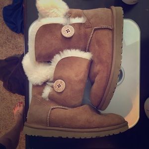 UGG Boots - size 6